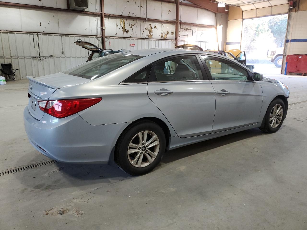 Lot #3026041976 2013 HYUNDAI SONATA GLS