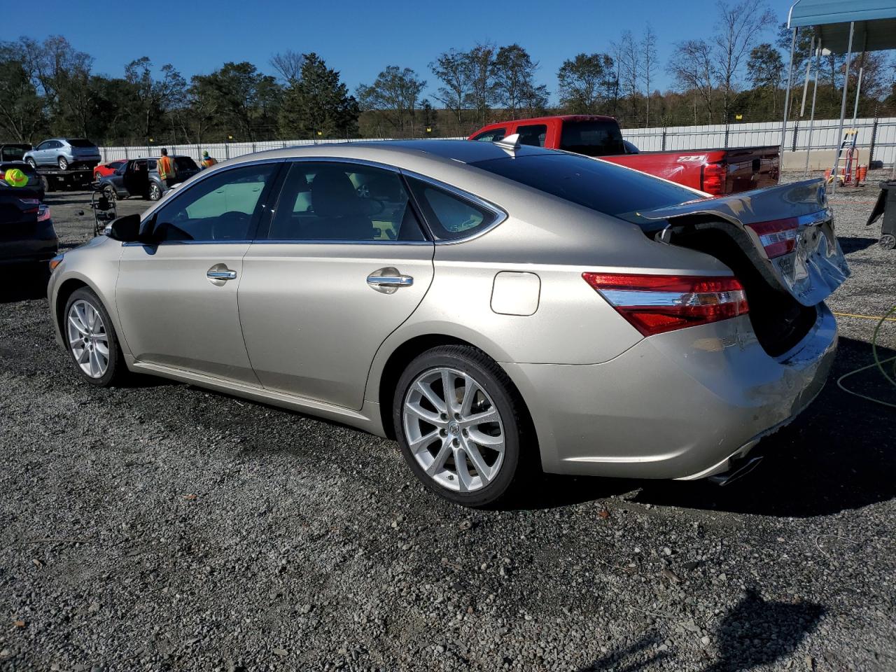 Lot #2974816060 2015 TOYOTA AVALON XLE