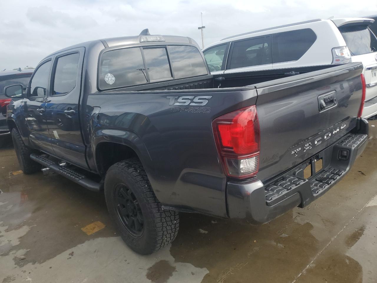 Lot #2986854134 2023 TOYOTA TACOMA DOU