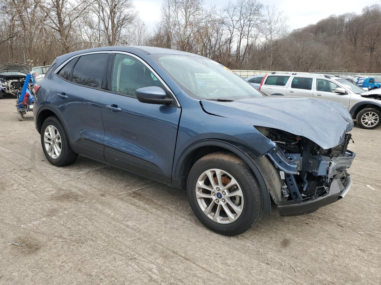 Lot #3040940431 2020 FORD ESCAPE SE