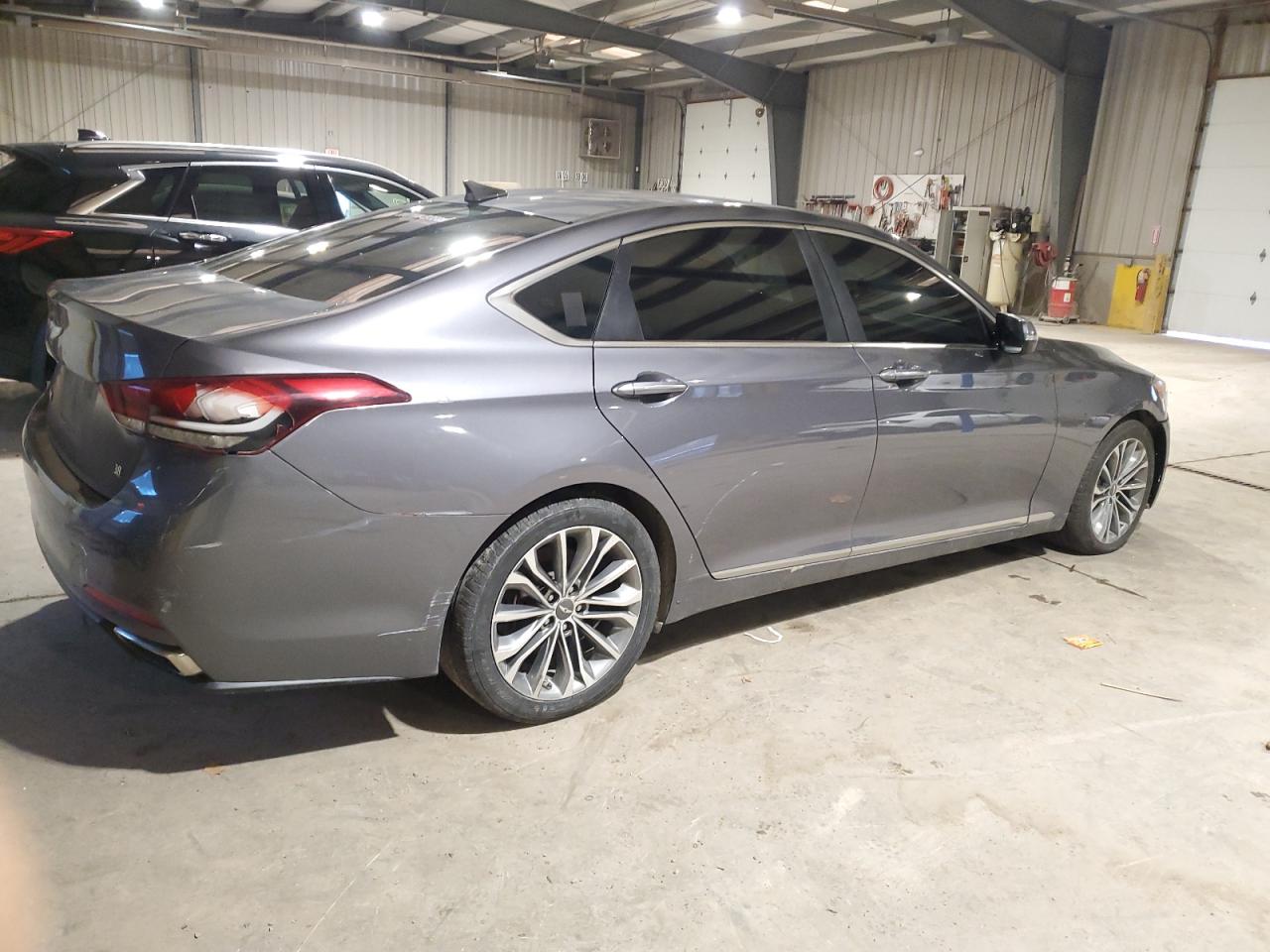 Lot #3033072996 2015 HYUNDAI GENESIS 3.