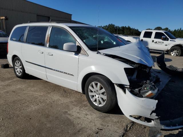 2015 CHRYSLER TOWN & COU - 2C4RC1BG3FR706909