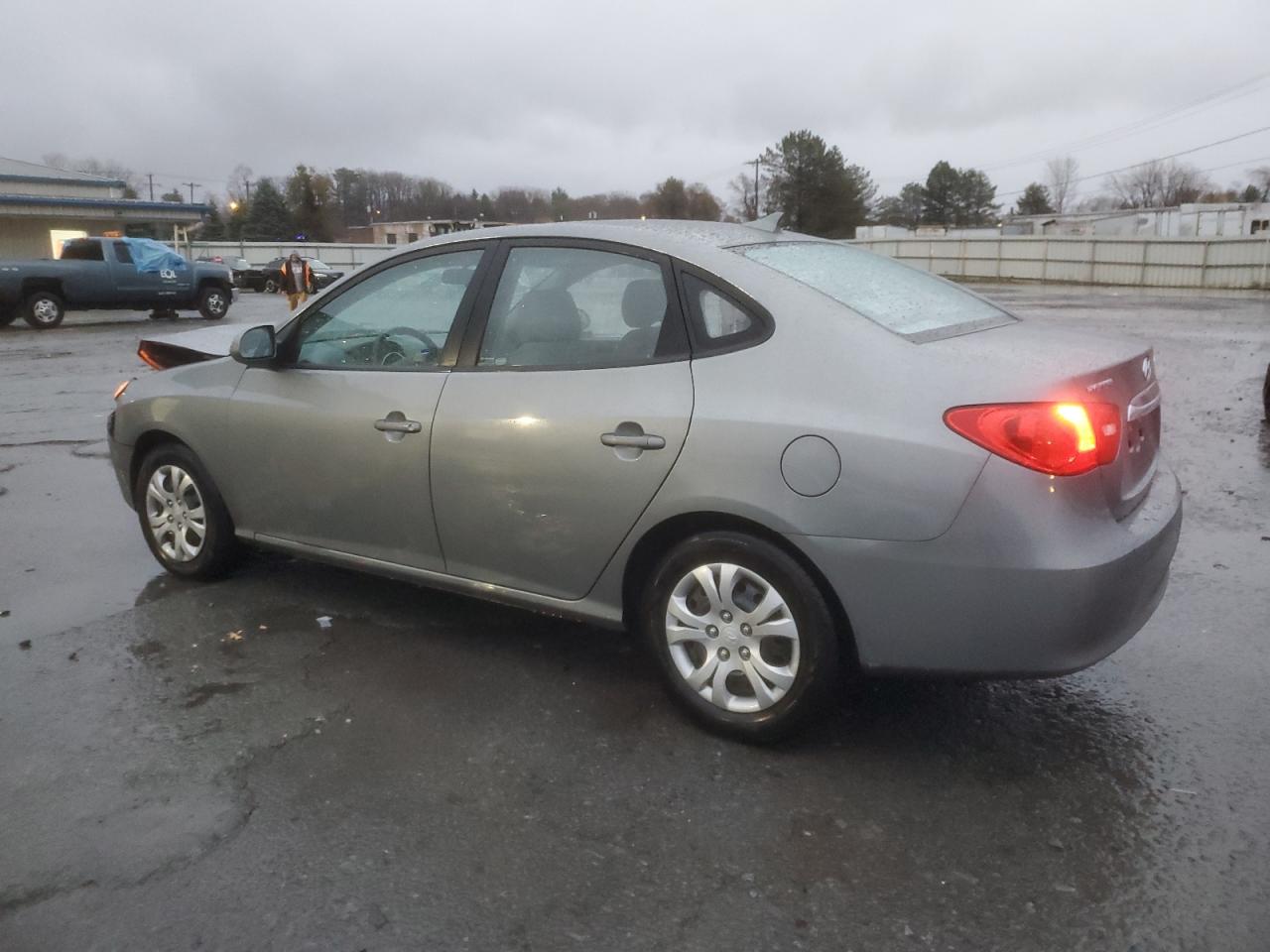 Lot #3033080997 2010 HYUNDAI ELANTRA BL