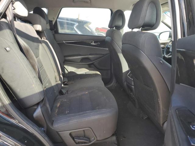 2016 KIA SORENTO LX - 5XYPG4A39GG055478