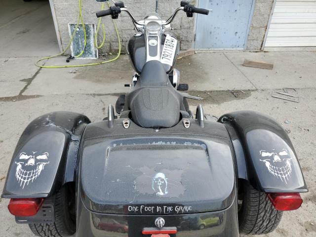 2015 HARLEY-DAVIDSON FLRT FREE 1HD1MCM18FB852492