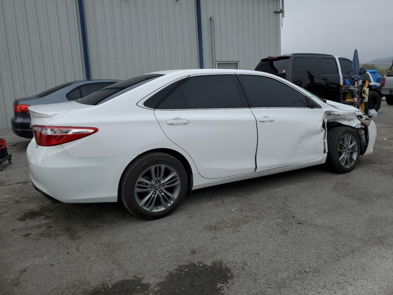 Lot #3008921600 2015 TOYOTA CAMRY LE