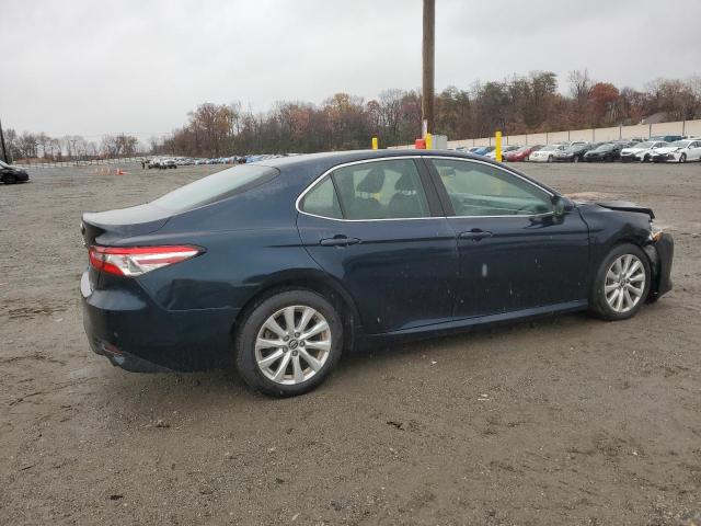 VIN 4T1B11HK5JU604800 2018 TOYOTA CAMRY no.3