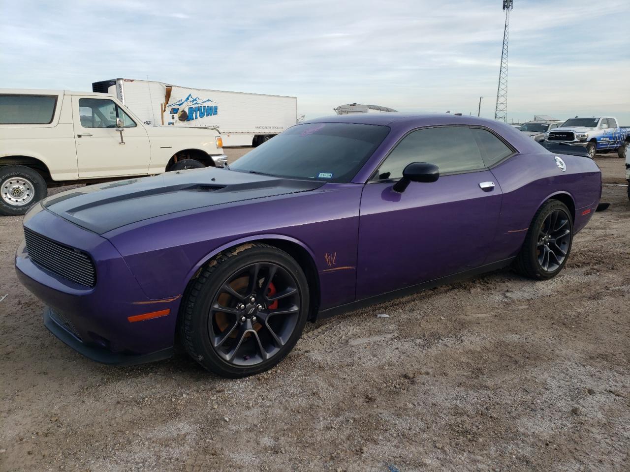 Lot #3048750781 2019 DODGE CHALLENGER