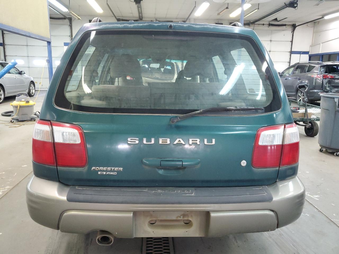 Lot #3033286805 2001 SUBARU FORESTER S