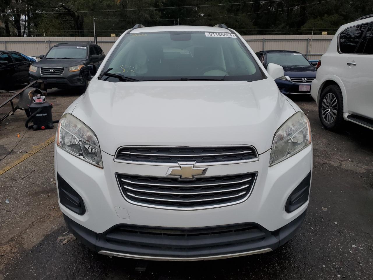 Lot #3009134257 2016 CHEVROLET TRAX 1LT