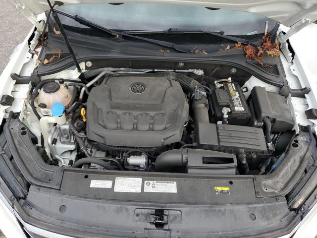 2018 VOLKSWAGEN PASSAT SE - 1VWBA7A33JC015595