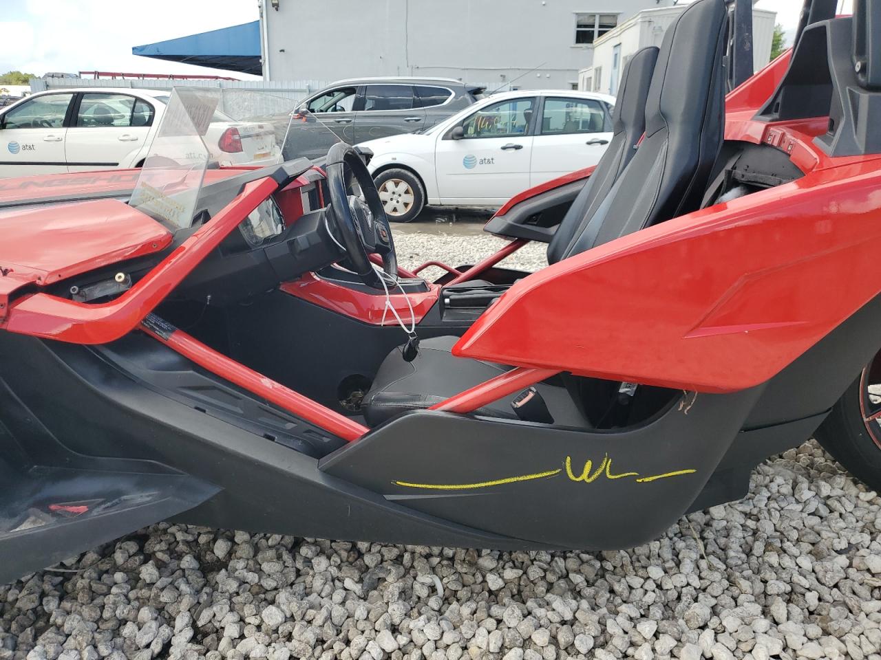 Lot #3028504918 2021 POLARIS SLINGSHOT