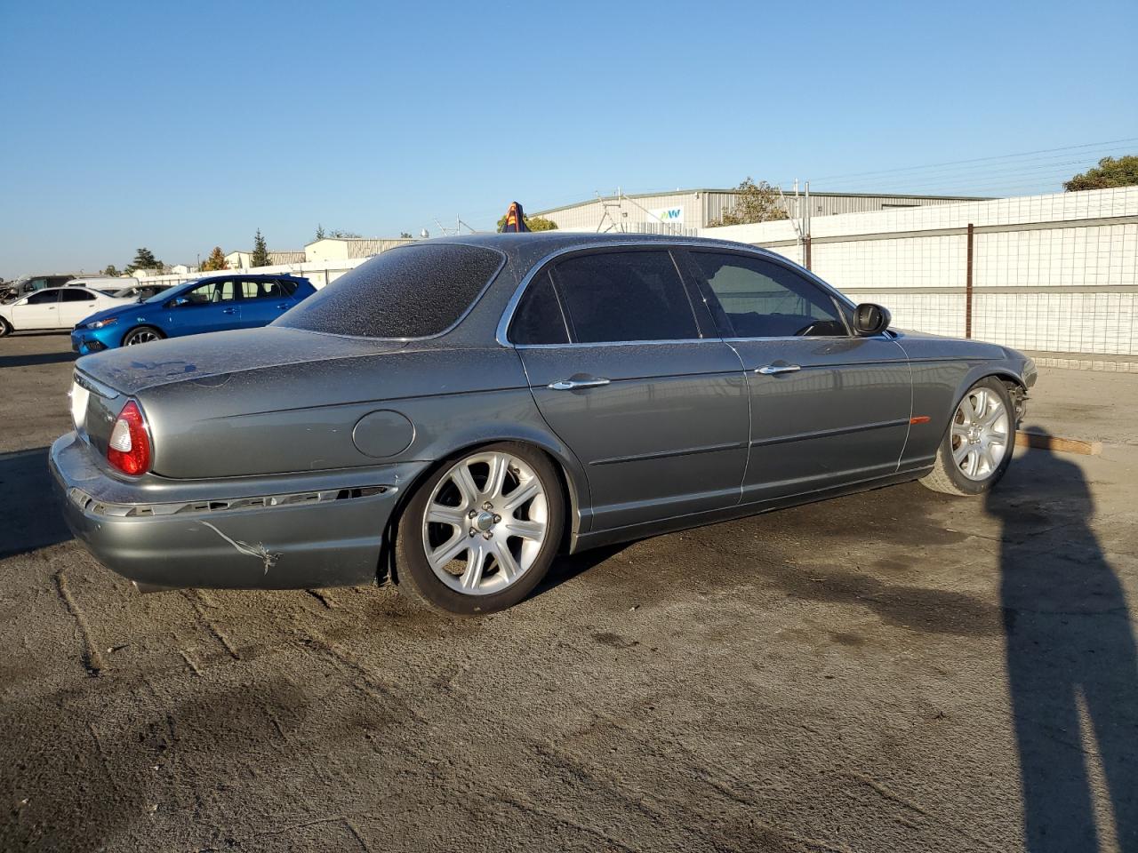 Lot #2989127714 2004 JAGUAR XJ8