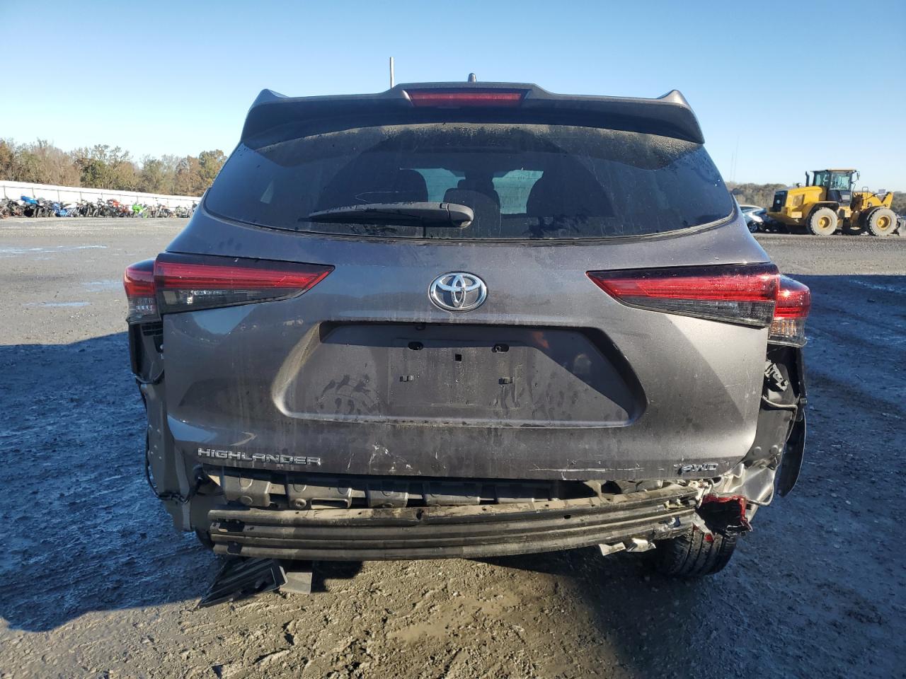 Lot #2993436826 2021 TOYOTA HIGHLANDER