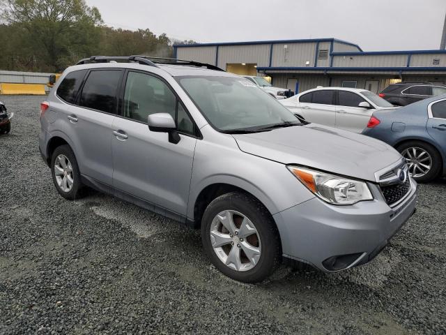 VIN JF2SJAFC8GH561623 2016 Subaru Forester, 2.5I Pr... no.4