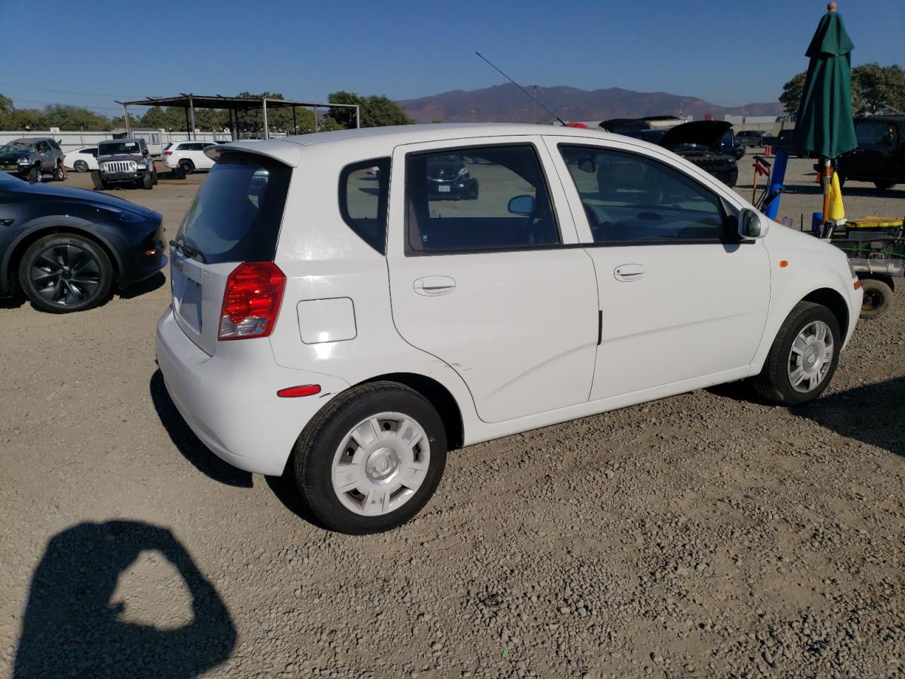 Lot #2989383634 2004 CHEVROLET AVEO