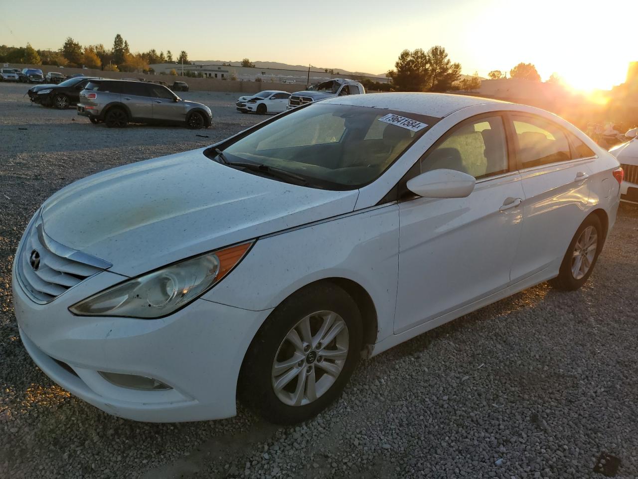  Salvage Hyundai SONATA