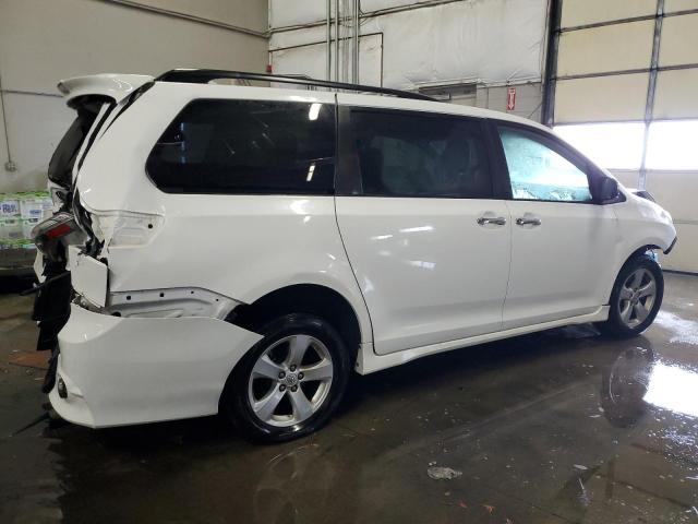 2019 TOYOTA SIENNA SE 5TDXZ3DC8KS986517
