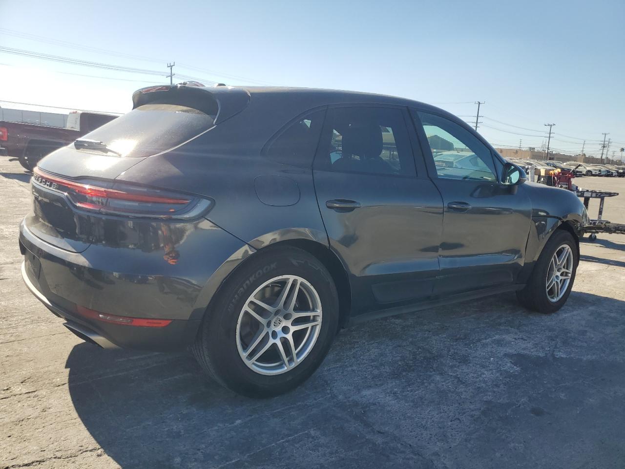 Lot #2996891875 2019 PORSCHE MACAN