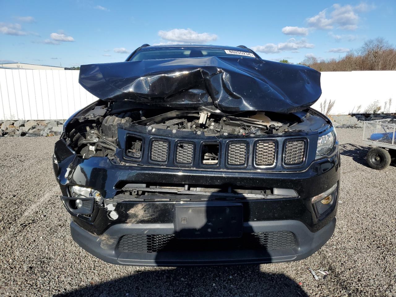 Lot #2977089058 2018 JEEP COMPASS LA