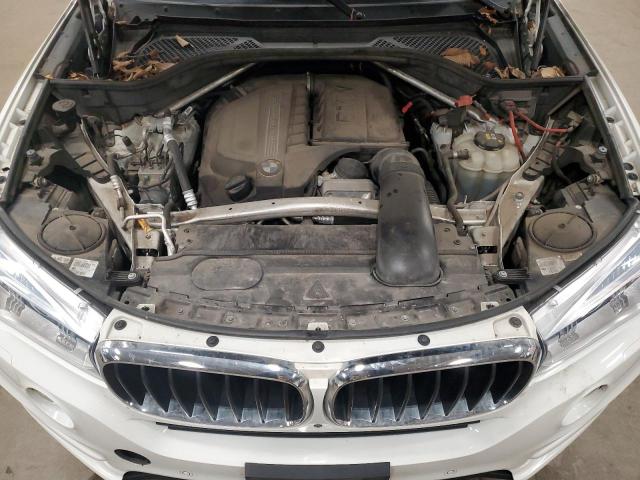 VIN 5UXKR0C59G0U10844 2016 BMW X5 no.12