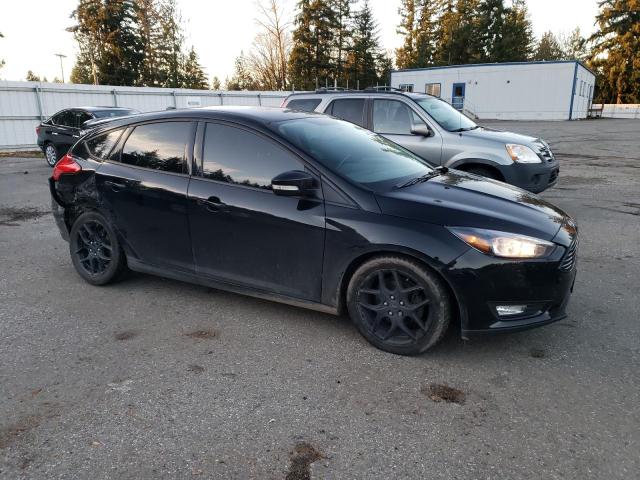 VIN 1FADP3K2XGL317375 2016 Ford Focus, SE no.4