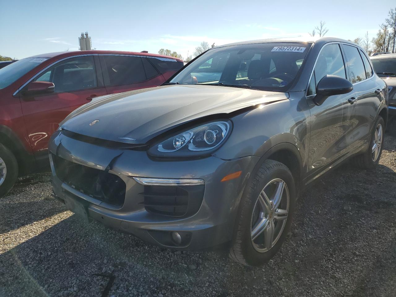  Salvage Porsche Cayenne