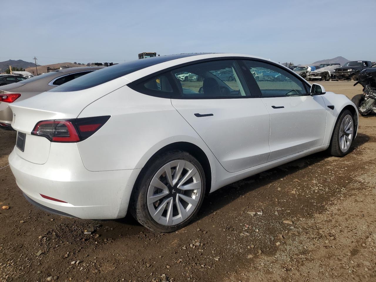 Lot #2988719718 2023 TESLA MODEL 3