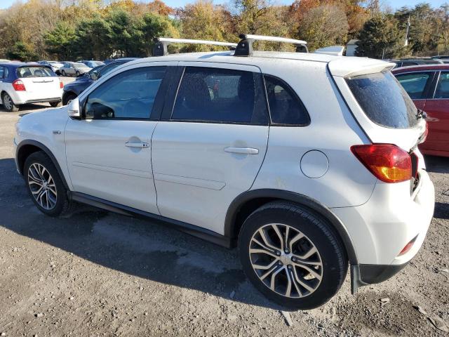 MITSUBISHI OUTLANDER 2019 white  gas JA4AR3AU3KU023727 photo #3