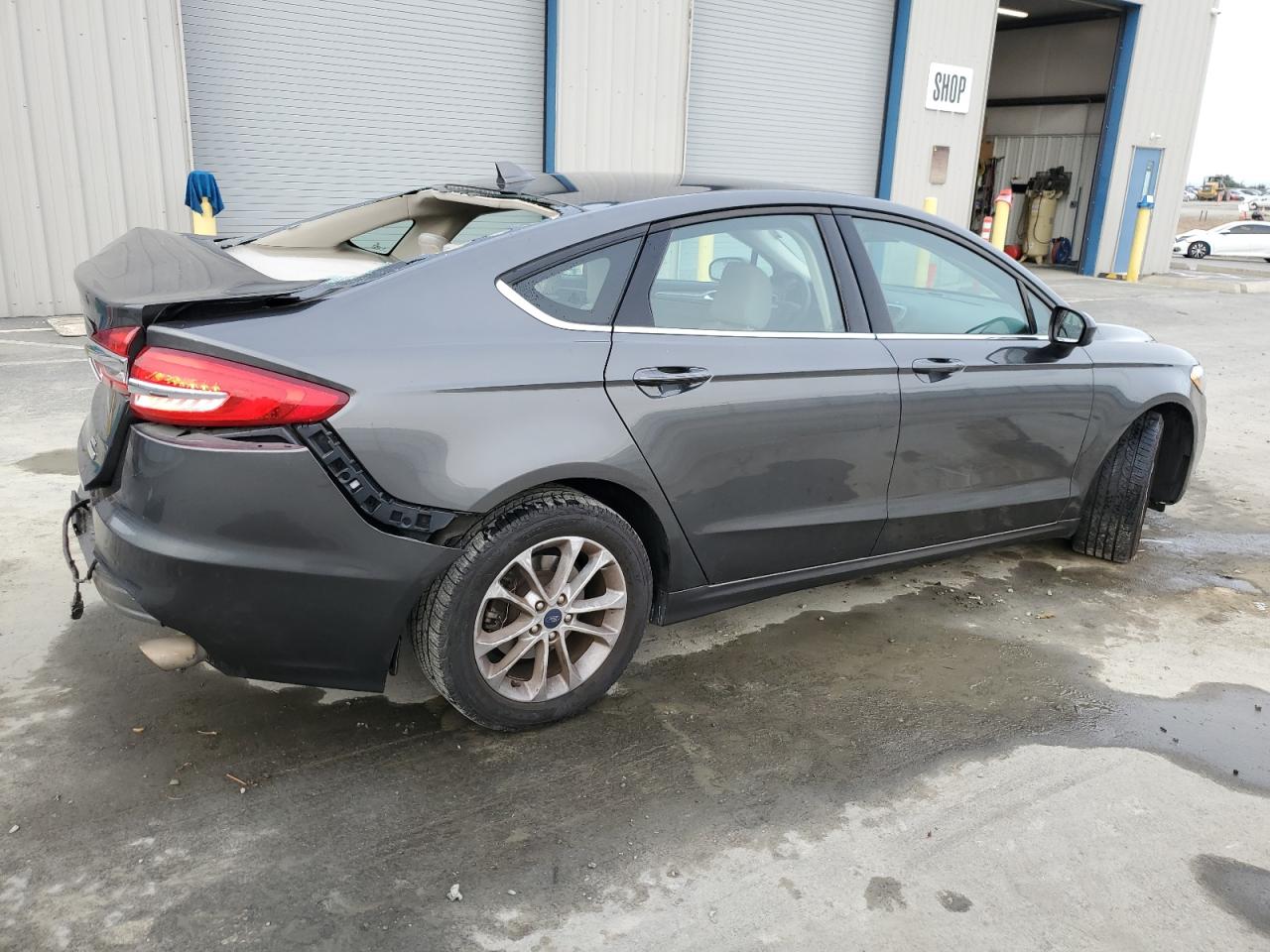 Lot #2996671604 2020 FORD FUSION SE