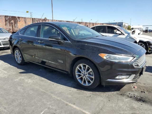 VIN 3FA6P0PU6HR329558 2017 Ford Fusion, Se Phev no.4