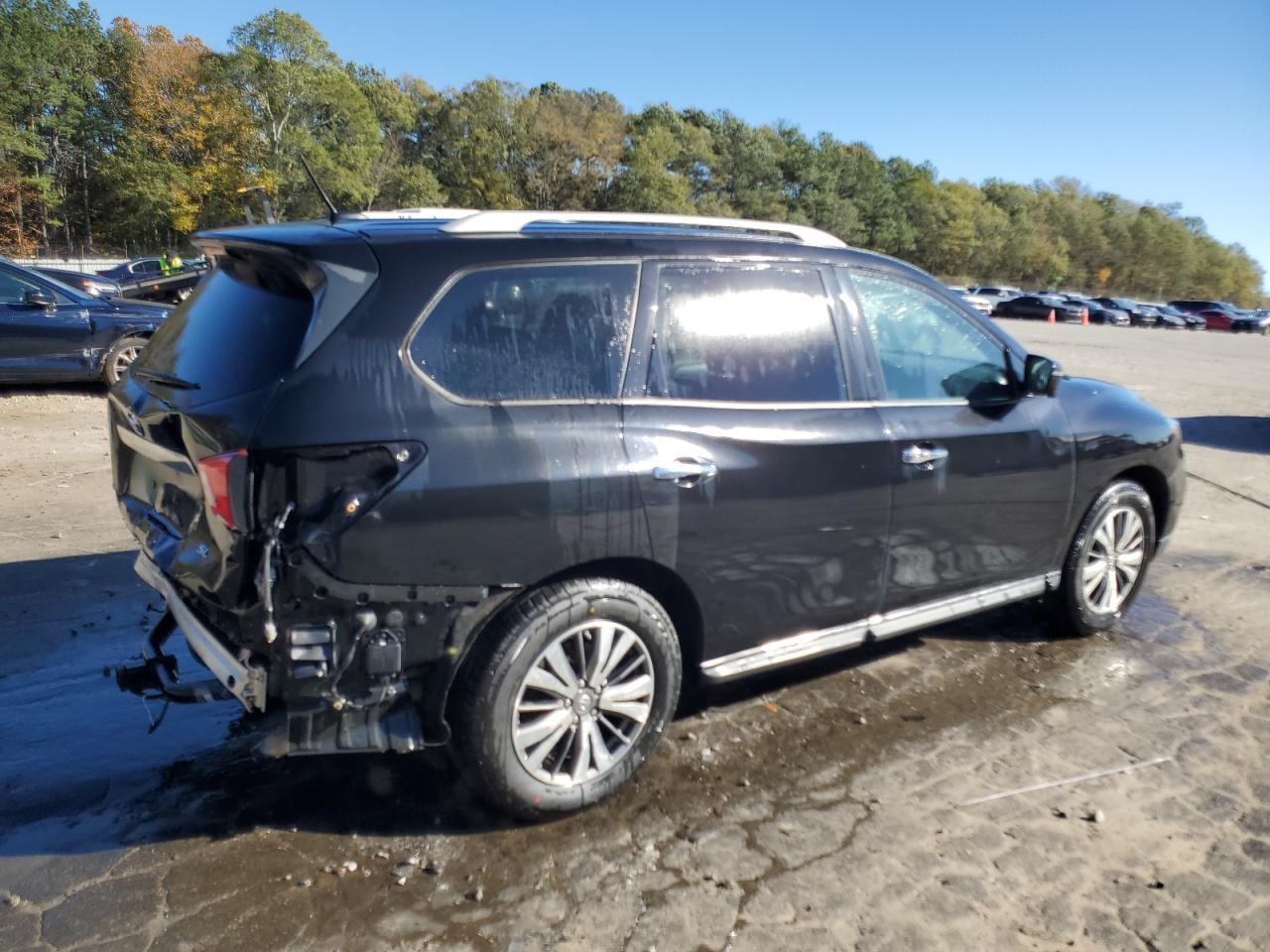 Lot #2993869341 2017 NISSAN PATHFINDER