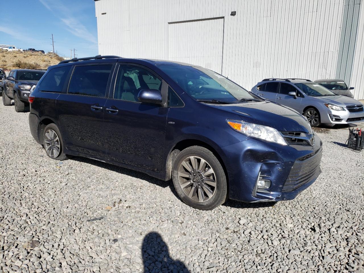 Lot #2977398870 2020 TOYOTA SIENNA XLE