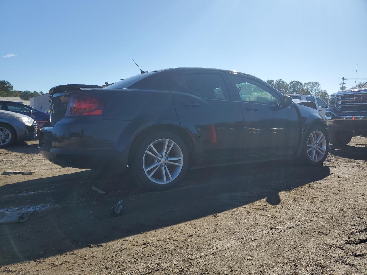 Lot #3029597103 2014 DODGE AVENGER SE