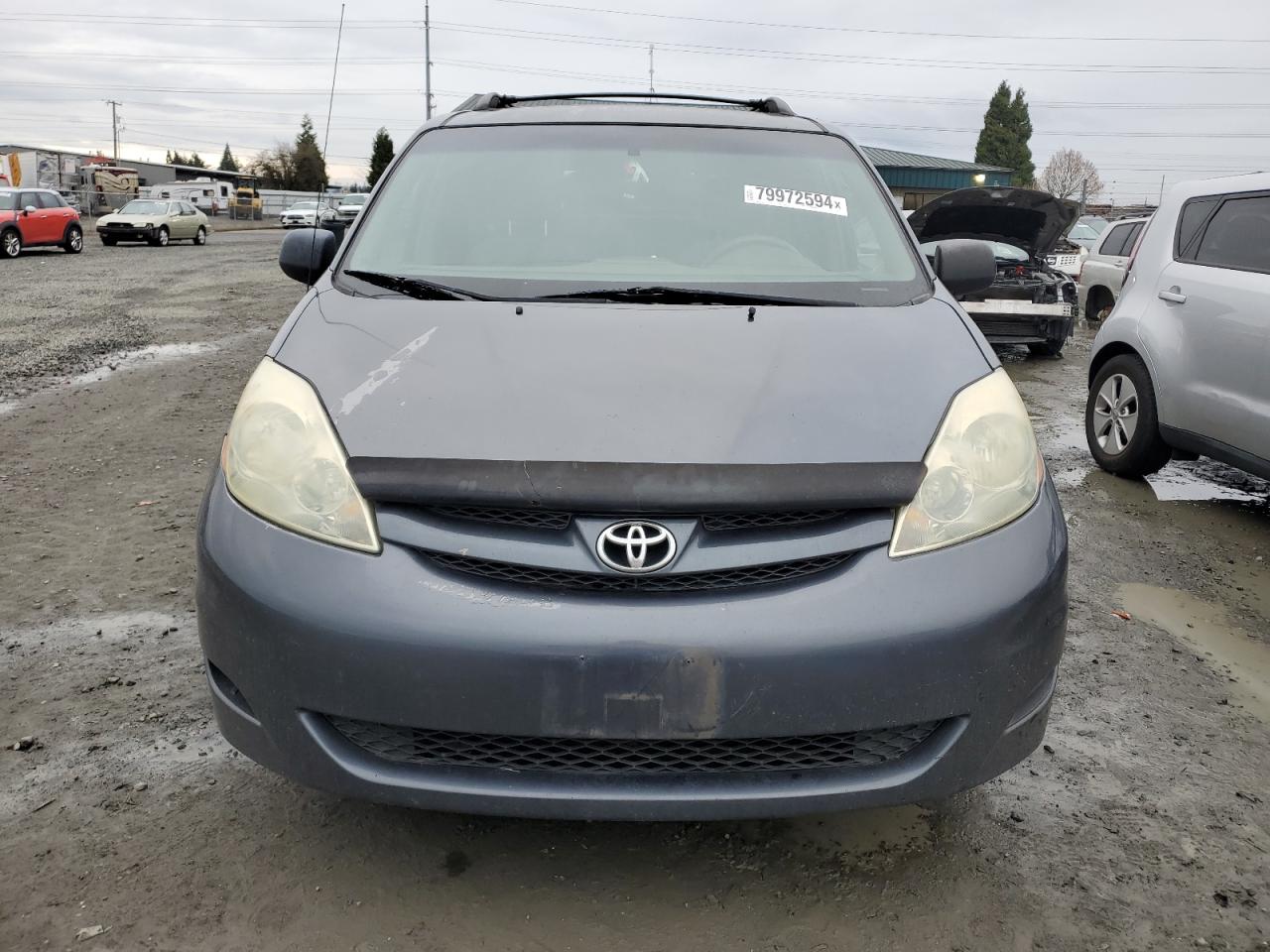 Lot #2989428582 2006 TOYOTA SIENNA CE