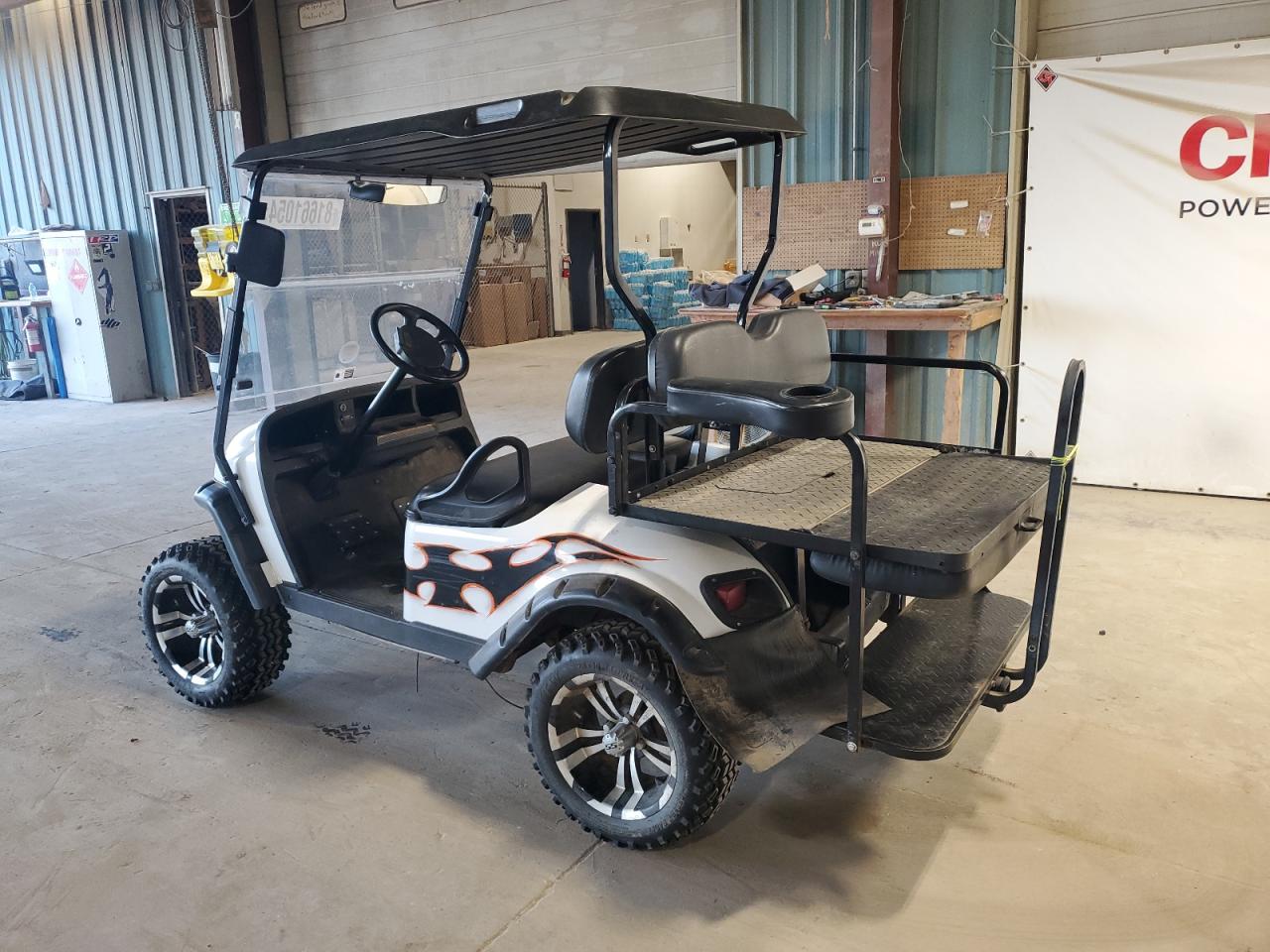 Lot #3024480522 2017 GOLF CART