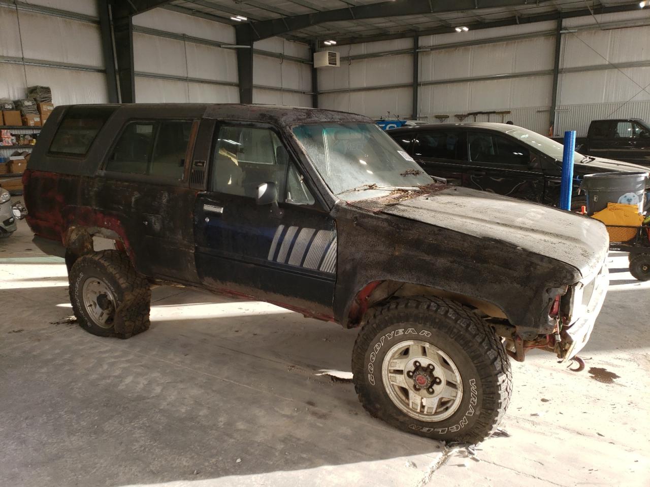 Lot #2993969307 1986 TOYOTA 4RUNNER RN