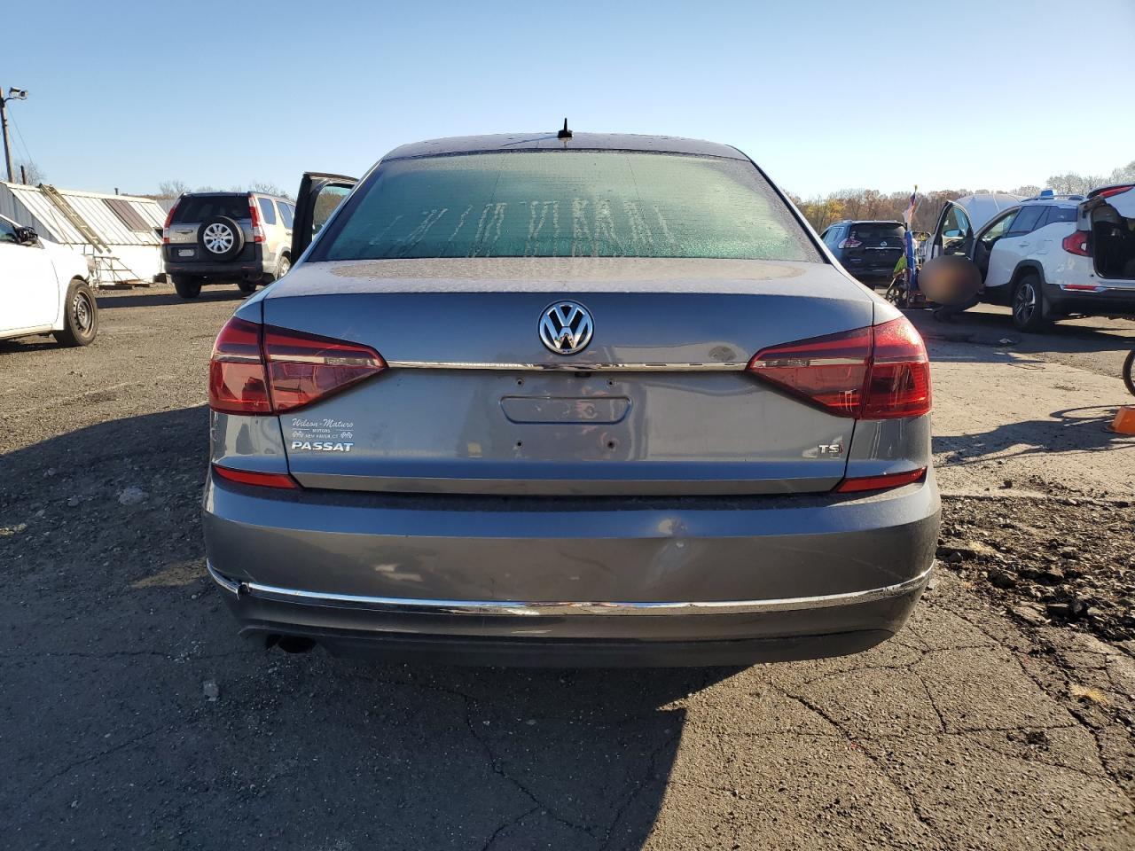 Lot #3034279117 2017 VOLKSWAGEN PASSAT S