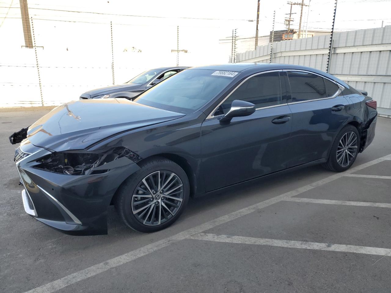  Salvage Lexus Es