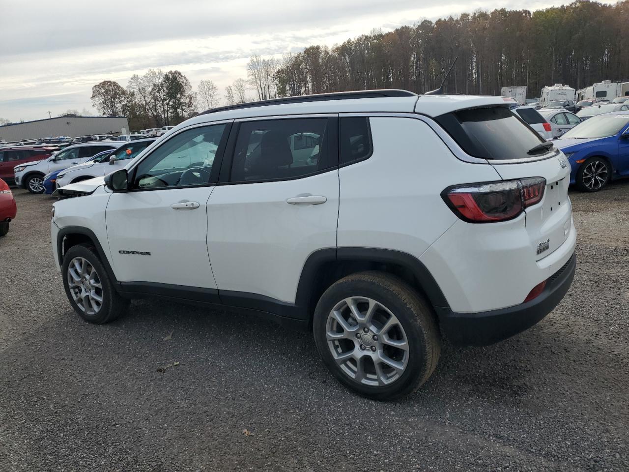 Lot #2993823152 2022 JEEP COMPASS LA