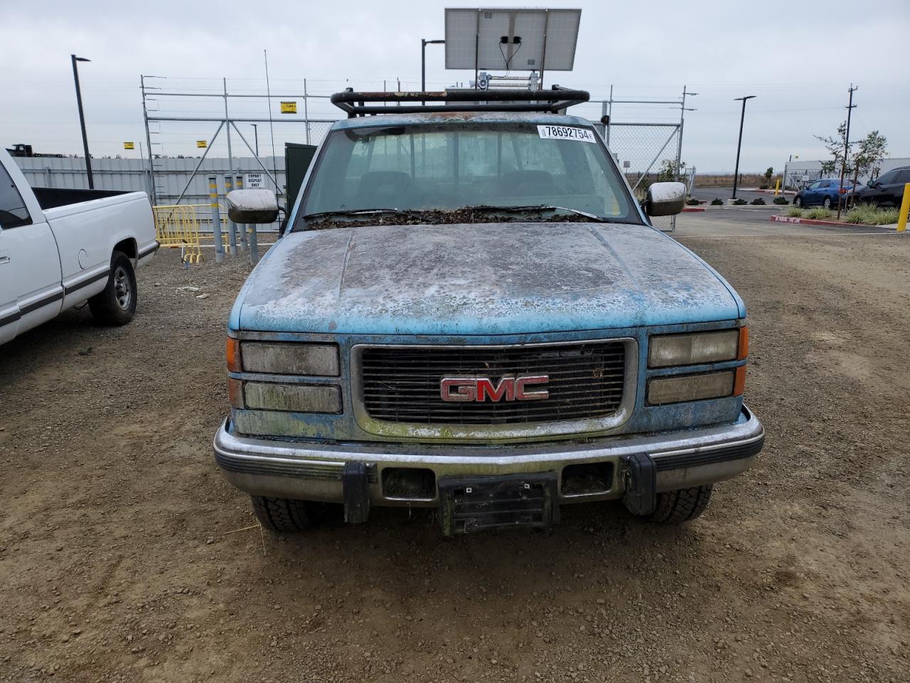 Lot #2994009309 1994 GMC SIERRA C25