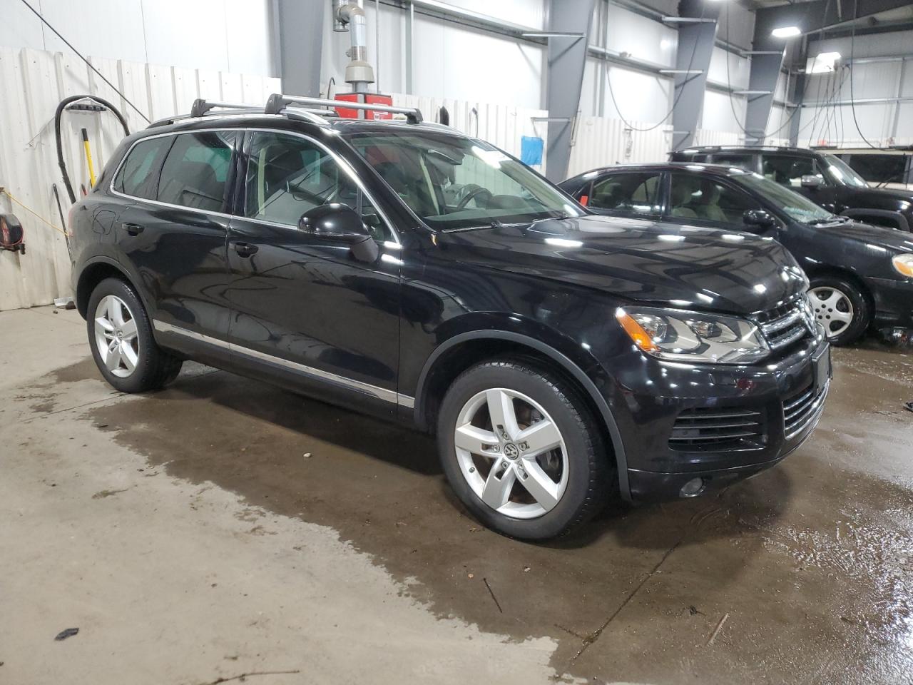 Lot #3009154391 2012 VOLKSWAGEN TOUAREG V6