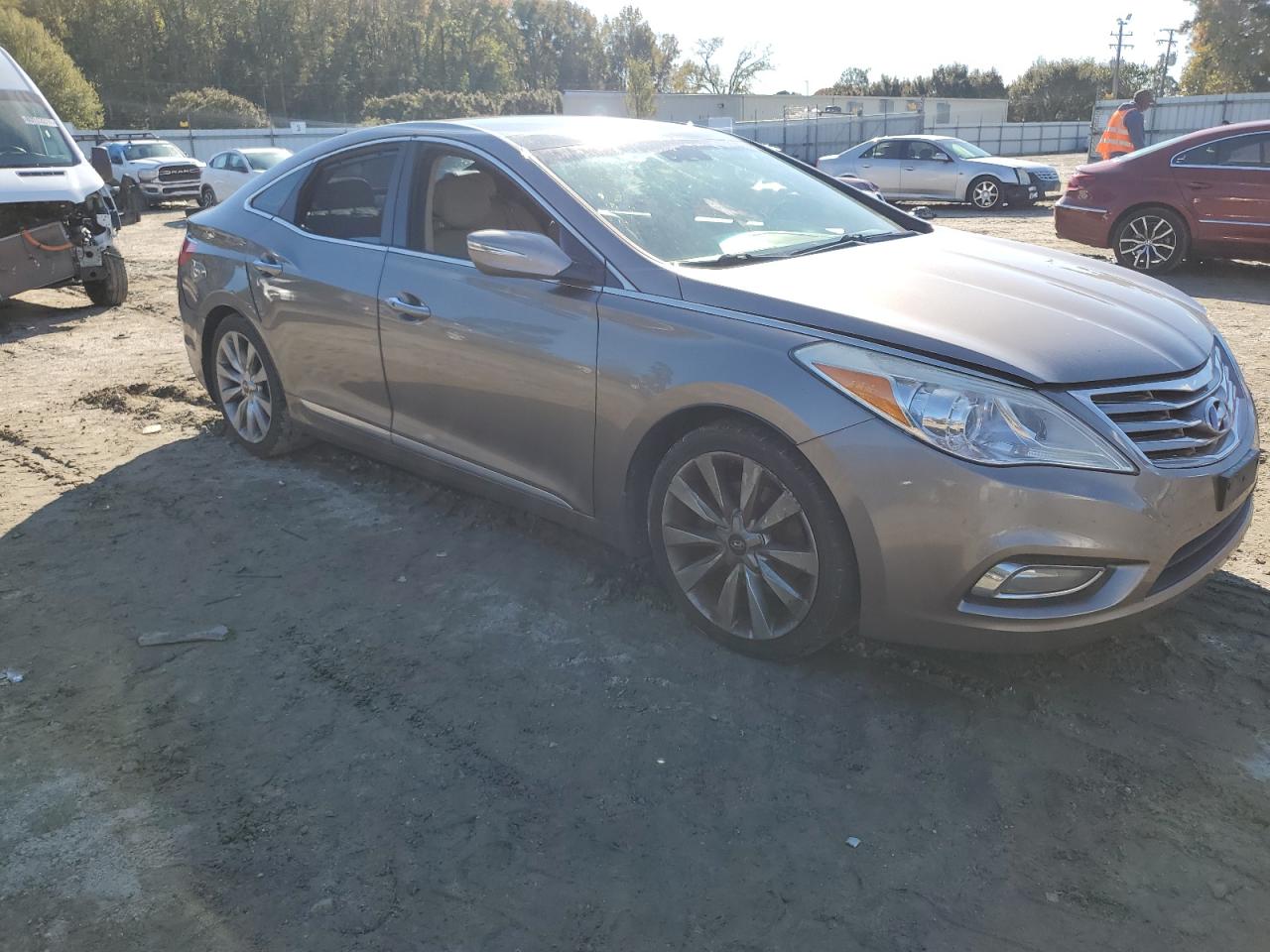 Lot #2988470790 2013 HYUNDAI AZERA GLS