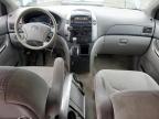 TOYOTA SIENNA CE photo