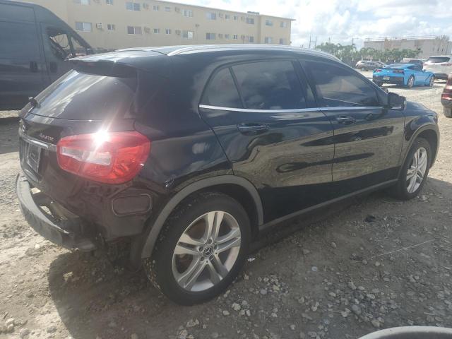 VIN WDCTG4GB2JJ439133 2018 MERCEDES-BENZ GLA-CLASS no.3