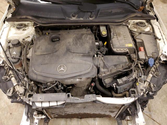 VIN WDCTG4GB3FJ034678 2015 MERCEDES-BENZ GLA-CLASS no.11