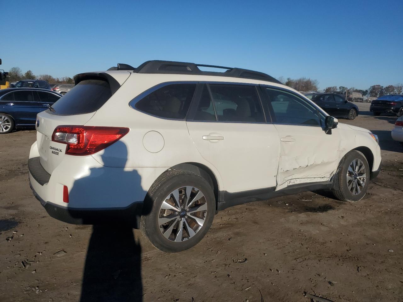 Lot #2988874658 2017 SUBARU OUTBACK 2.