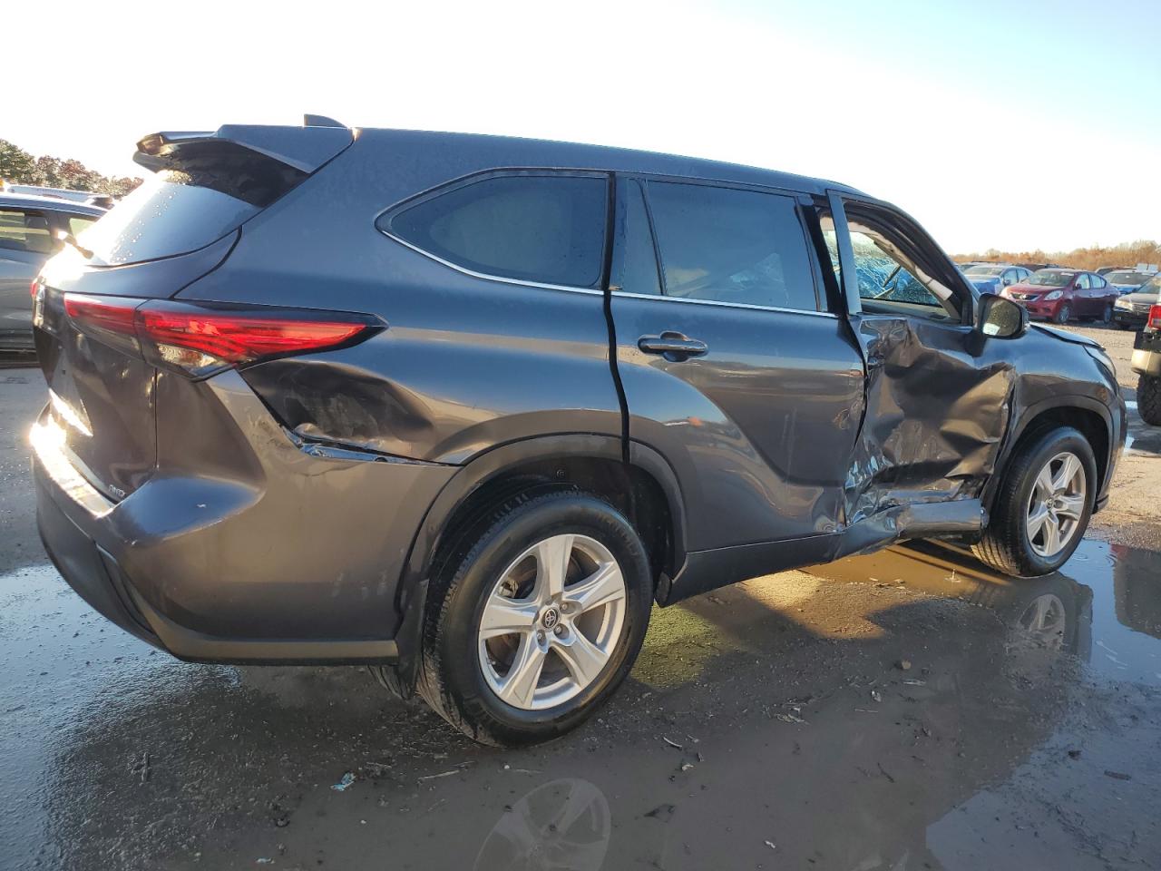 Lot #2993152465 2022 TOYOTA HIGHLANDER