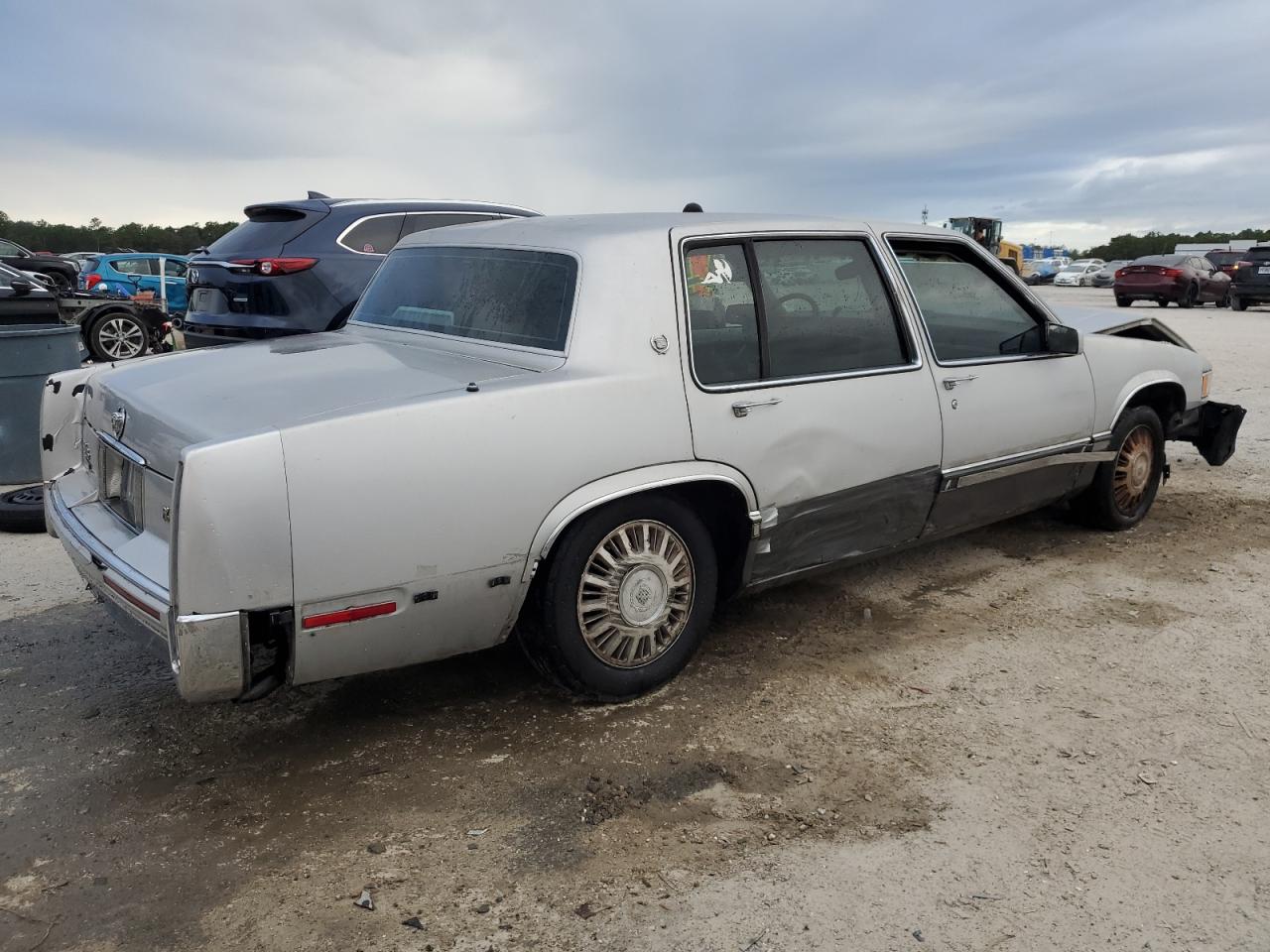 Lot #2979446698 1993 CADILLAC DEVILLE