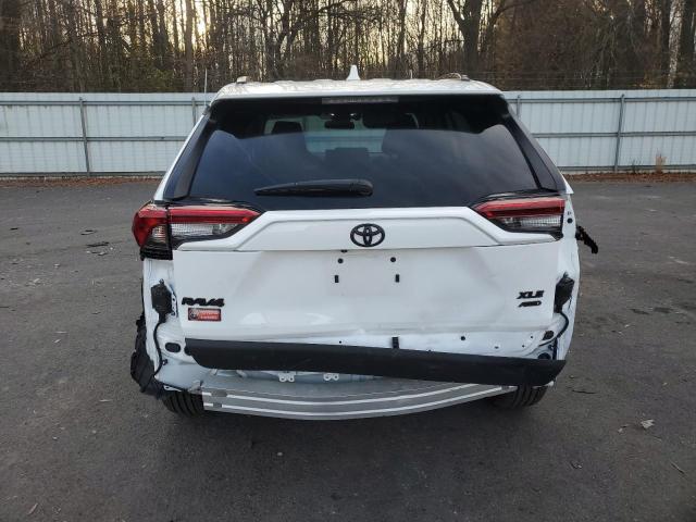 2022 TOYOTA RAV4 XLE - 2T3P1RFV7NW300818